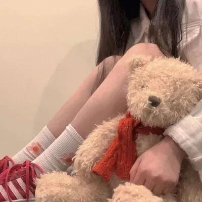 怕羞的黄莺